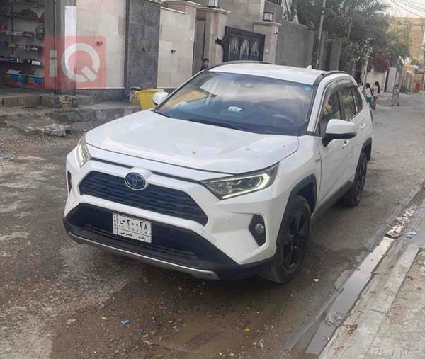 Toyota for sale in Iraq